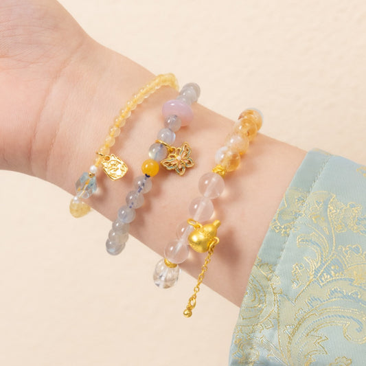 Exquisite Gold Bracelet